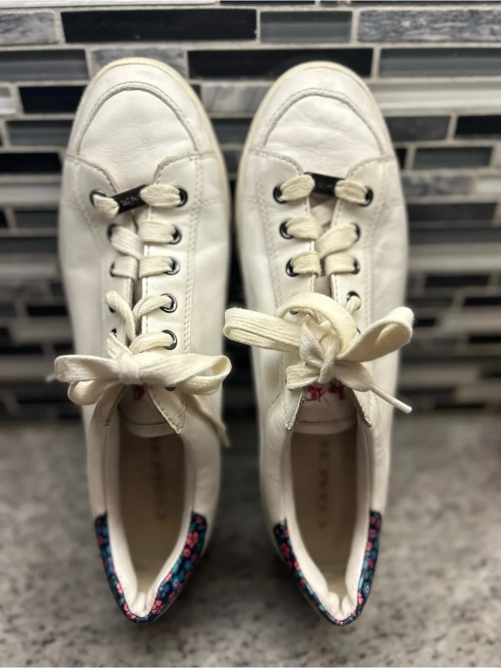 Coach Porter off white Leather Lace-Up Sneakers with Floral Heel size 11